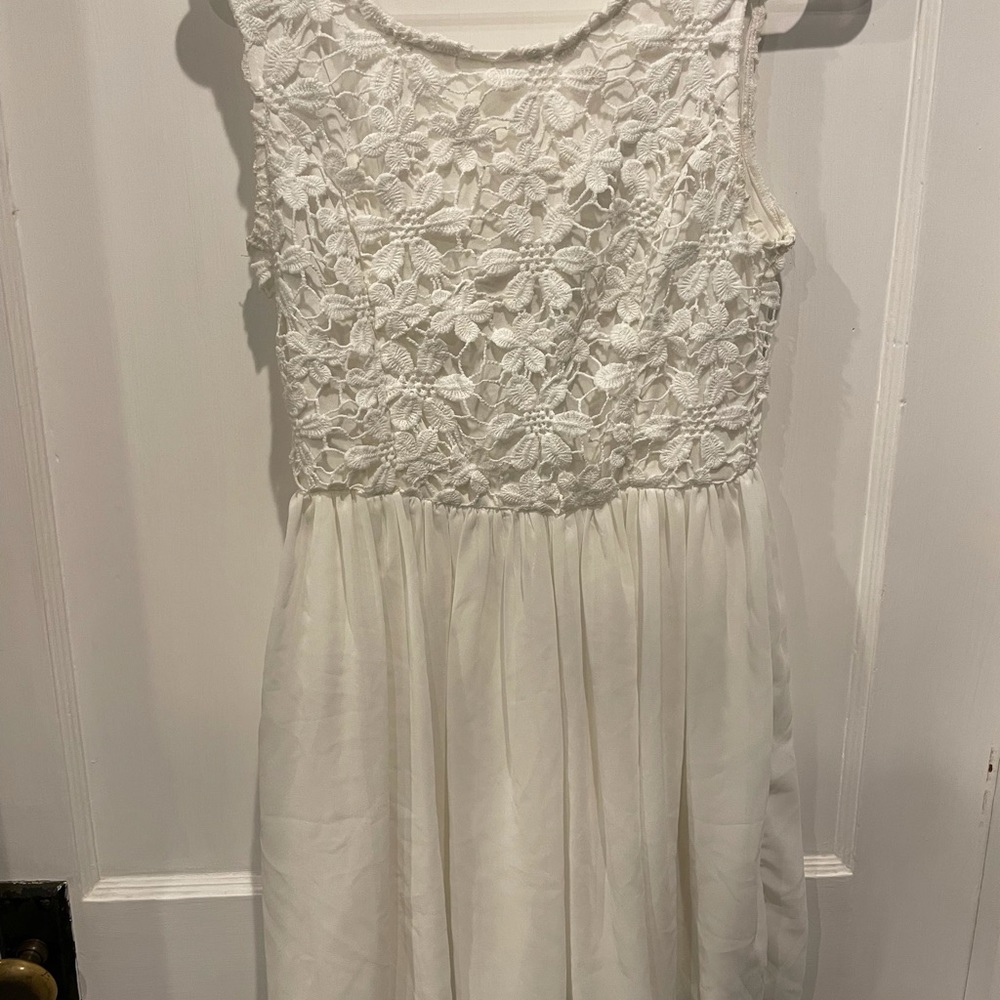 Papaya medium white floral knee length dress